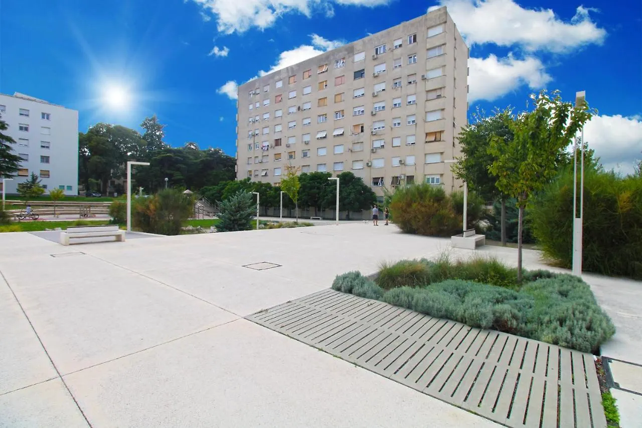 PUY Apartment Dragan 2296